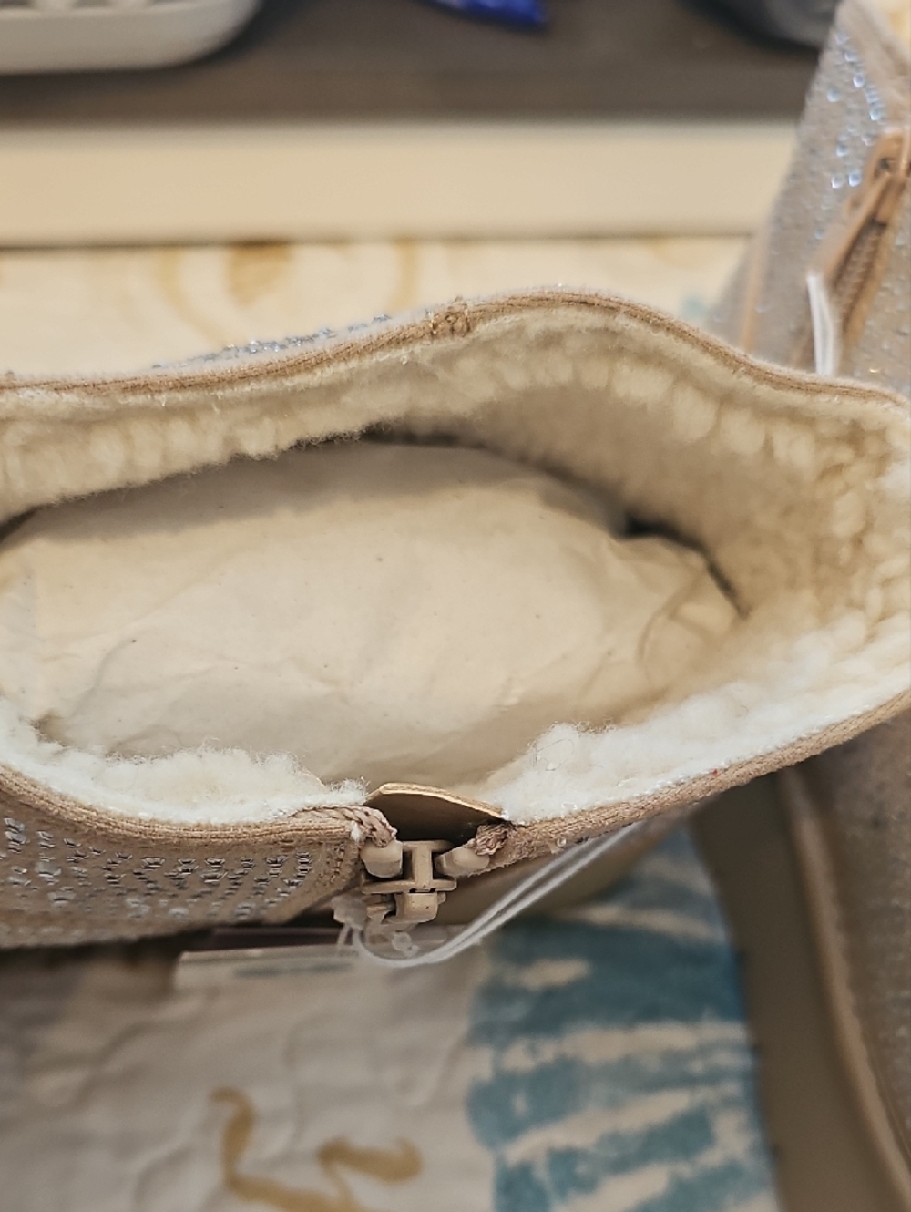 Wild Fable Crystal-Embellished Faux-Shearling Ankle Boots - Taupe NWT SZ 9 - Picture 3 of 4